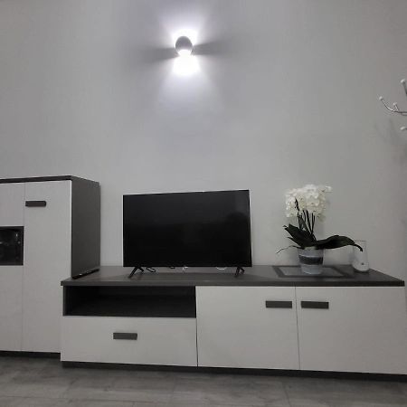 Bilocale Liberty Apartment Viggiu Luaran gambar